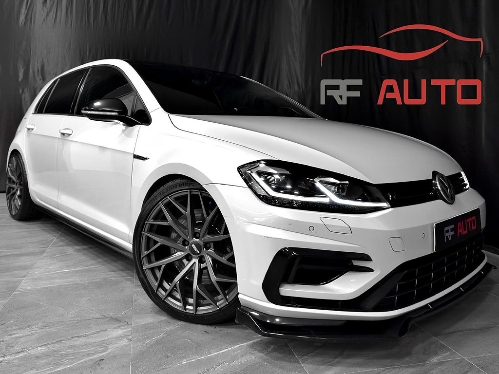 Volkswagen Golf R 4M Pano Maxton Akrapovic Dynaudio 310hk