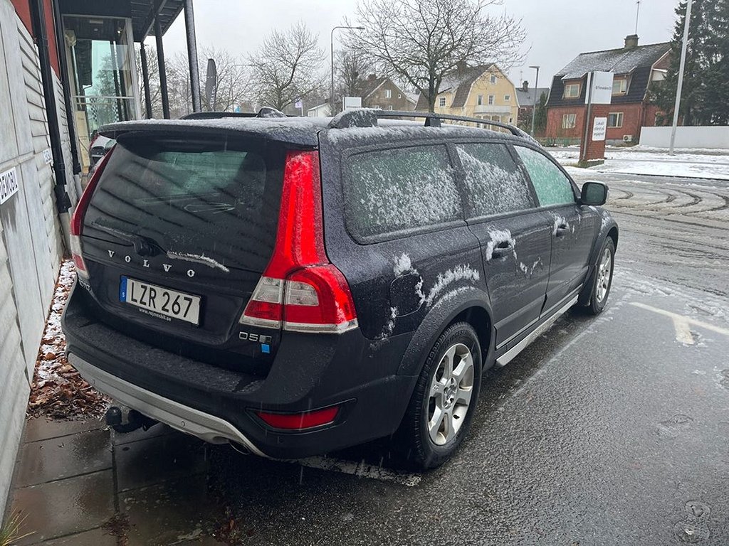 Volvo XC70 D5 AWD Classic Sport *V-hjul/Drag/Taklucka/Nyserv...