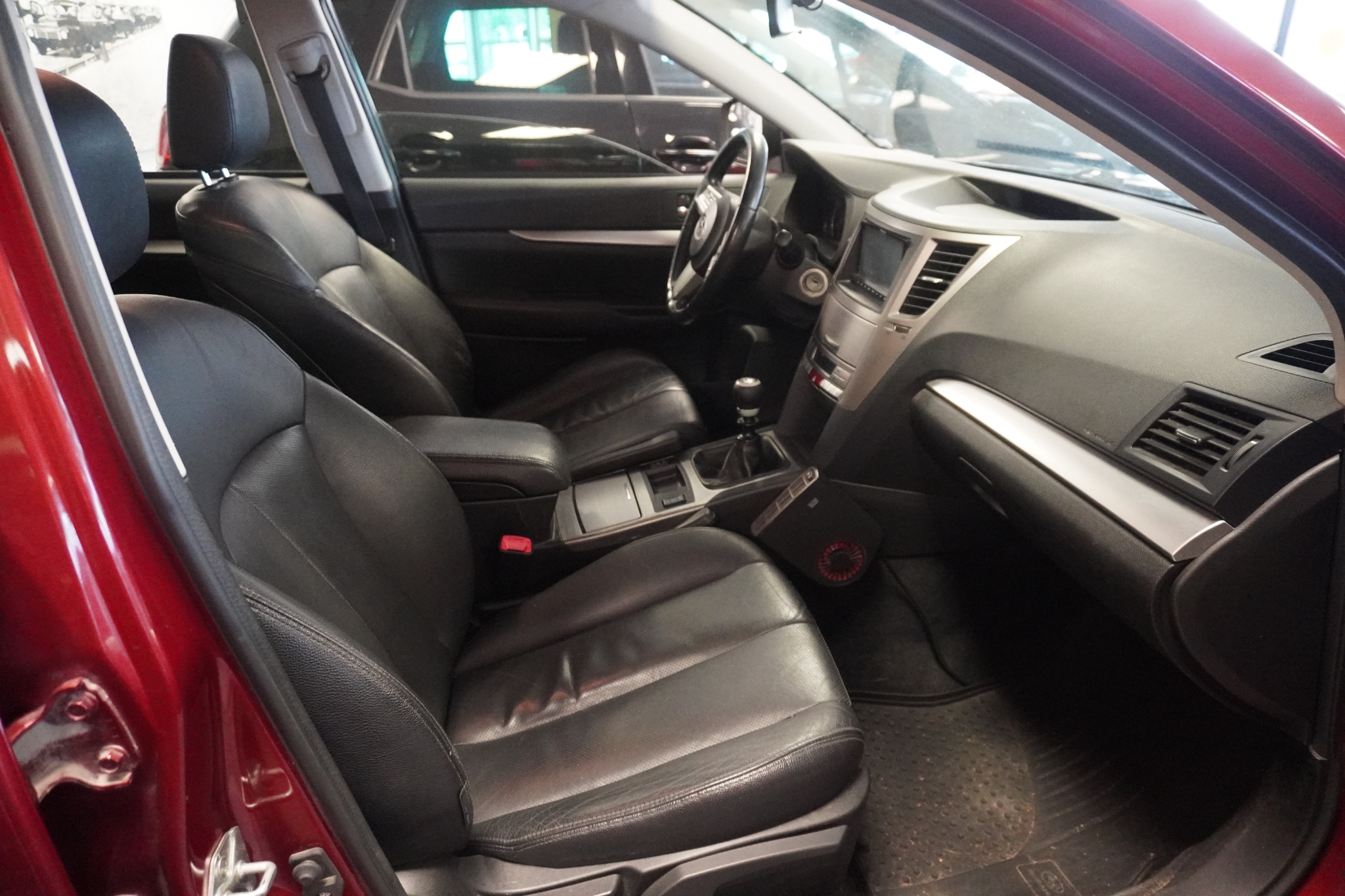 Subaru Outback 2.0 4WD Business Euro 5 2012, bild 6/38