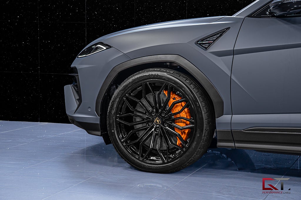 Lamborghini Urus SE 2026 MOMS Full Carbon Grigio Matt B&O-Adv 23" Pano