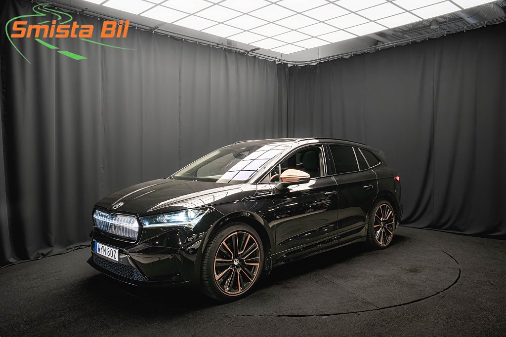 Skoda Enyaq iV 80x FOUNDERS CRYSTAL PANO DRAG 21'' LÄDER ELSTOLAR MOMS