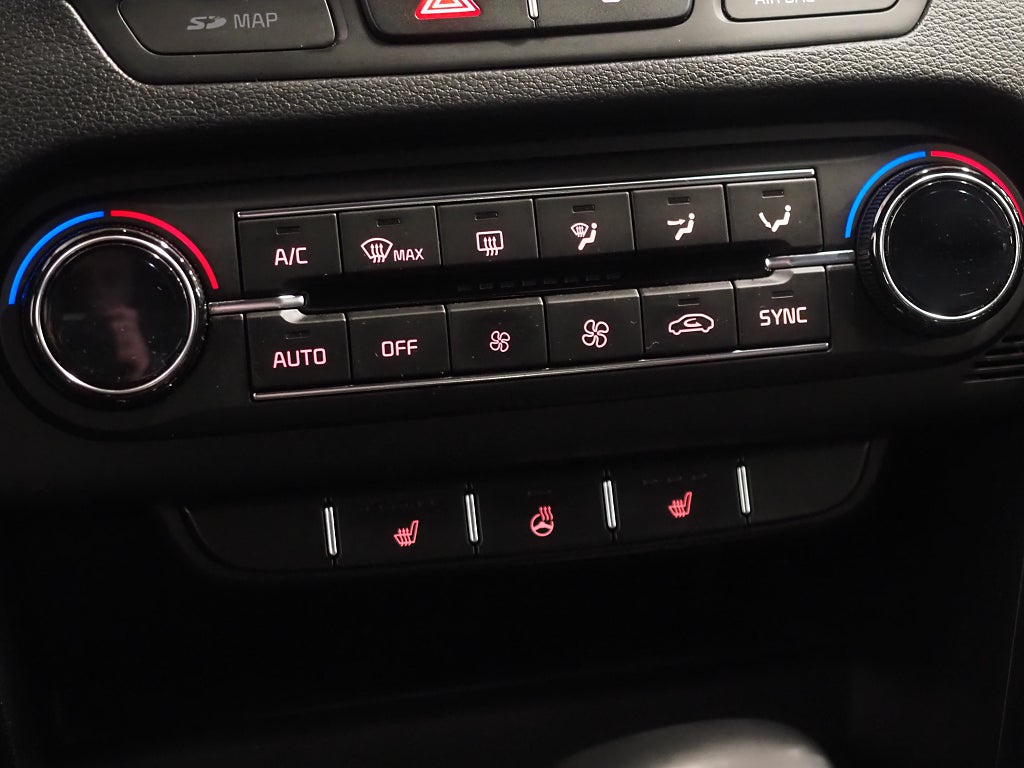 Kia ProCee'd GT 1.6 T-GDI DCT 204hk B-Kam GPS Drag JBL MVärm 2019