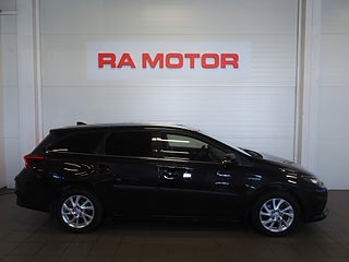 Kombi Toyota Auris 4 av 23