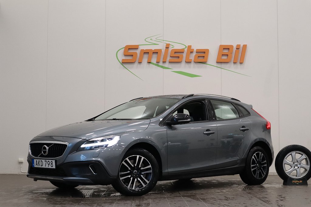 Volvo V40 Cross Country T3 PRO HARMAN/KARDON B-VÄRM VoC 152hk