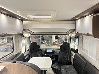 Husbil-integrerad Frankia PLATIN 16 av 33