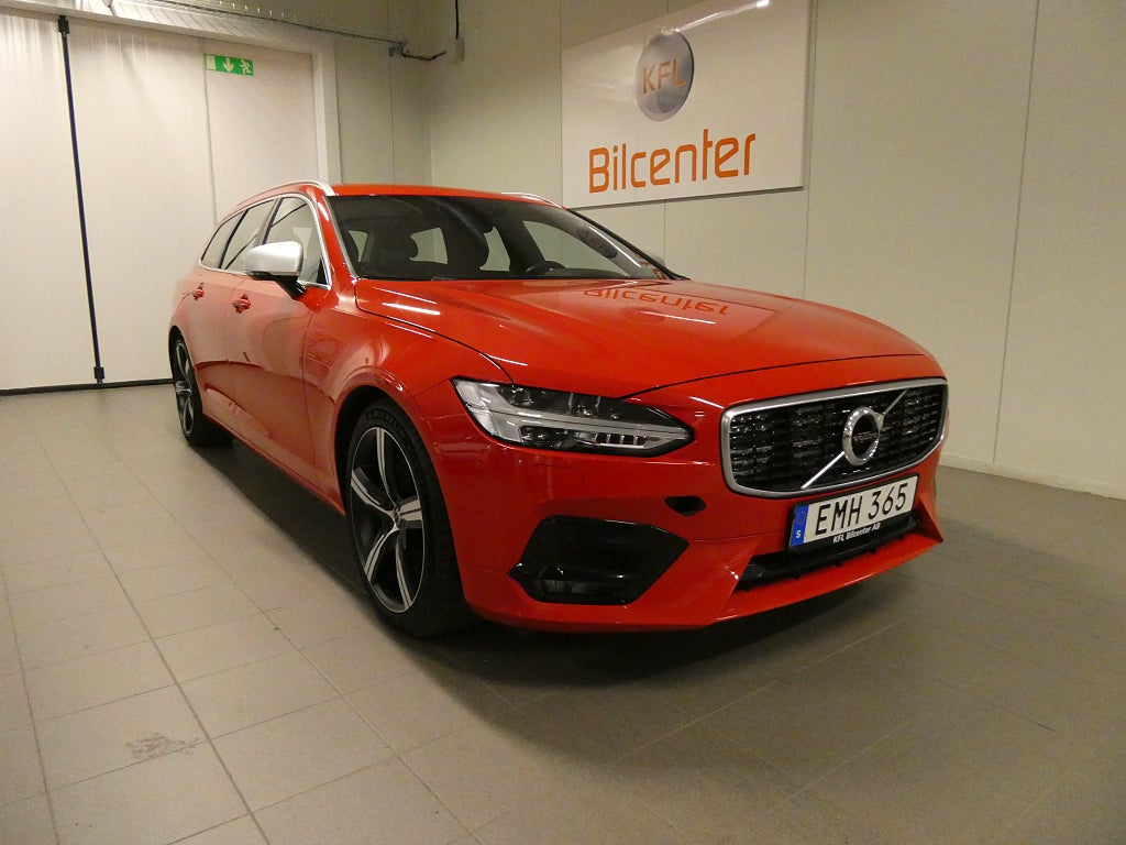 Volvo V90 T5 Geartronic R-Design Aut-Drag-Värmare-Navi-SoV