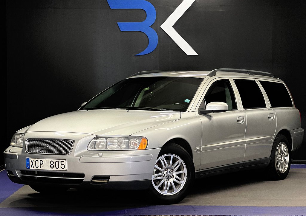 Volvo V70 2.4 Business | Automat | Dragkrok | 140hk