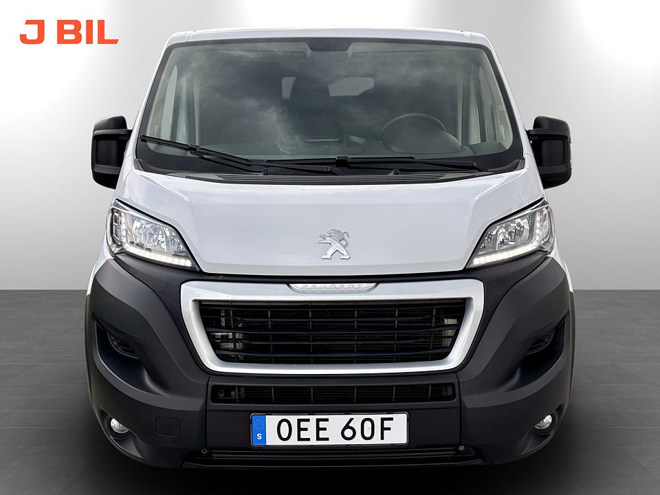Bild på Peugeot Boxer PRO+ 2.2 BHDi 140hk L2H1 3-SITS B-KAMERA DRAG