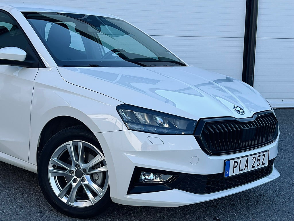 Skoda Fabia Sport grill 1.0 TSI 110HK Style Euro 6 Besiktad& Servad