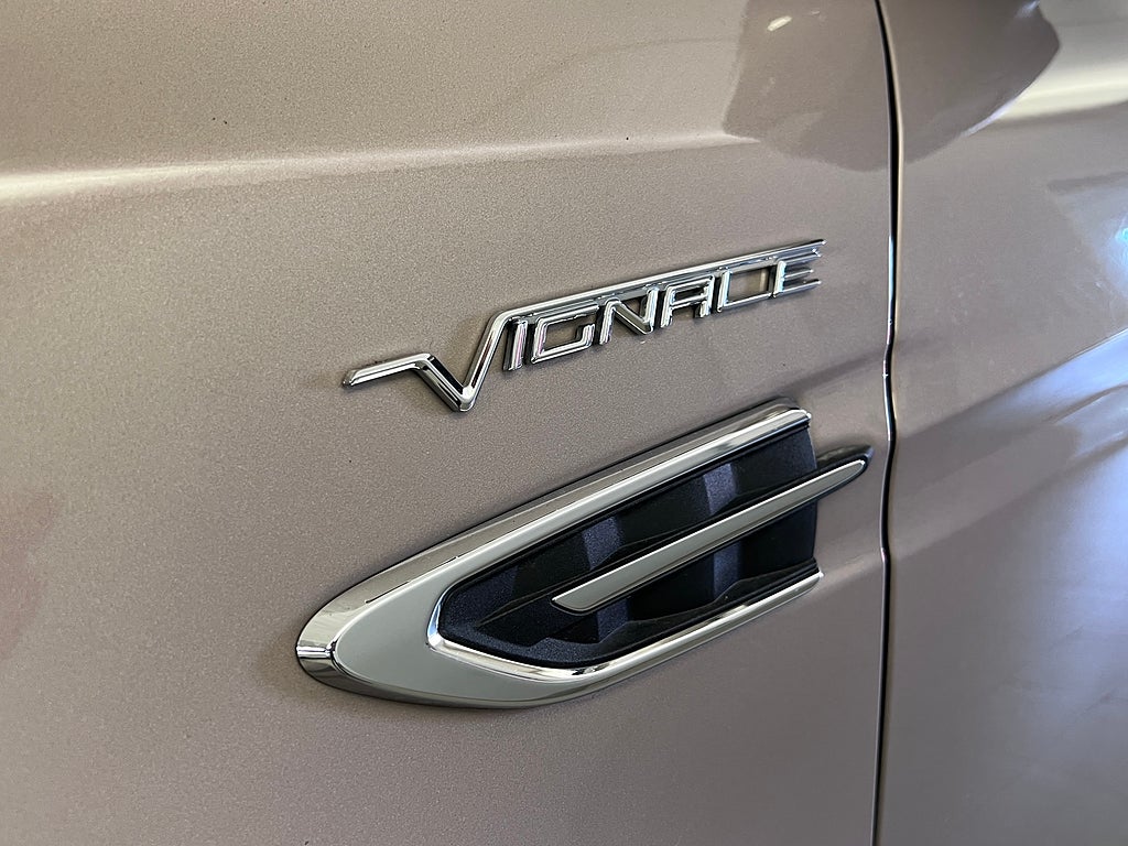 Ford Kuga 2018 - miniatyr 3