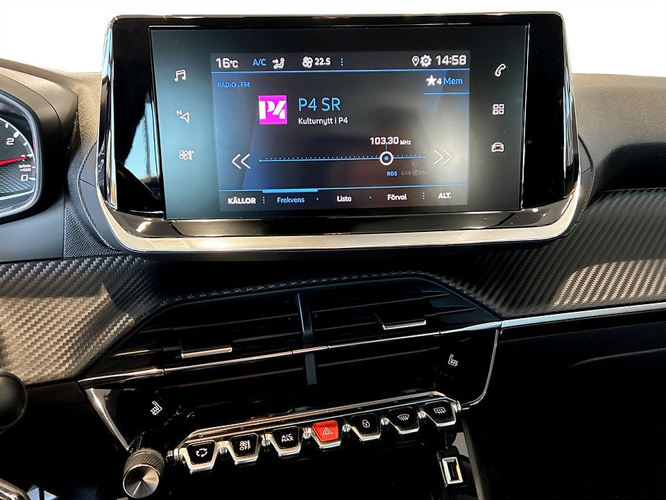Bild på Peugeot 2008 Active 1.2 PT 130hk Aut CARPLAY BACKSENSORER