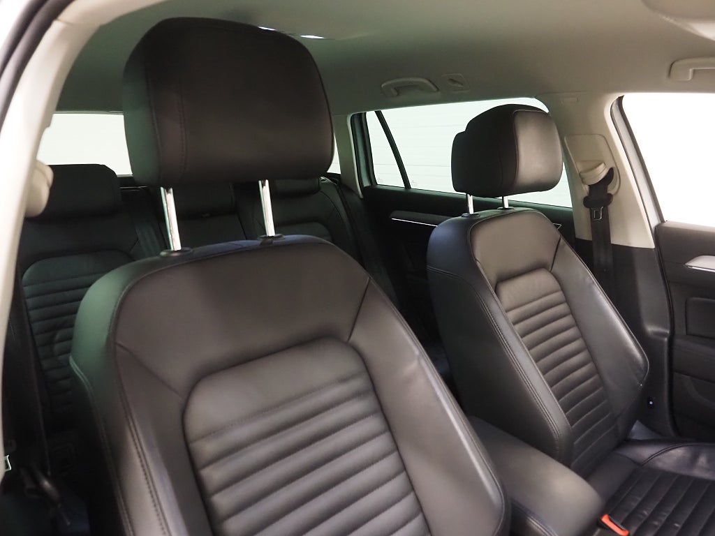 Volkswagen Passat Alltrack 2.0 TDI 240hk 4Motion GTS Kamera Drag Värmare Sk 2017