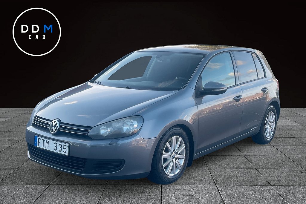 Volkswagen Golf 1.6 TDI BMT KAMBYTT NYBESIKTAT AUX SV-SÅLD