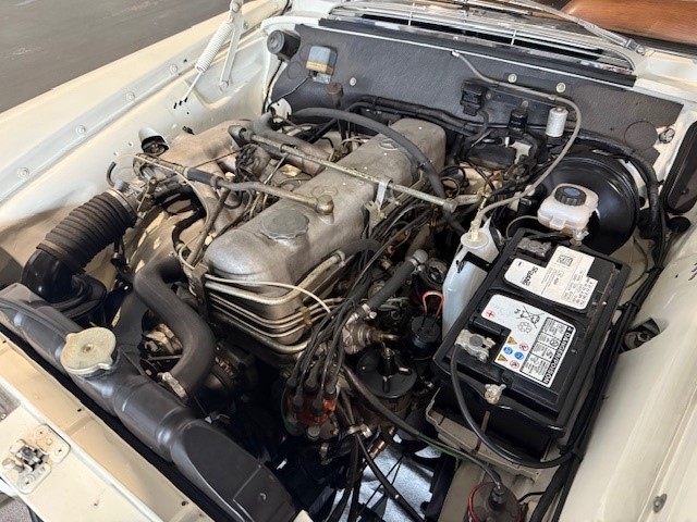 Mercedes-Benz W111 220 SE Coupé 1964, kuva 6/22