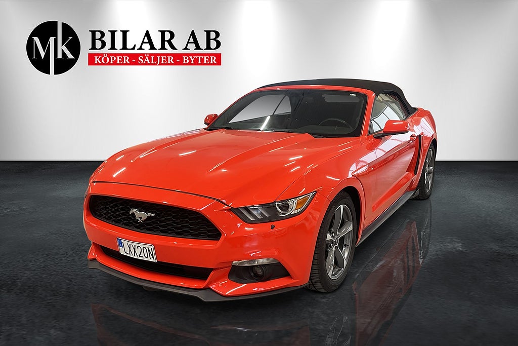 Ford Mustang 3.7 V6 Convertible Automat/Låga mil/RäntaKampanj 3.45%