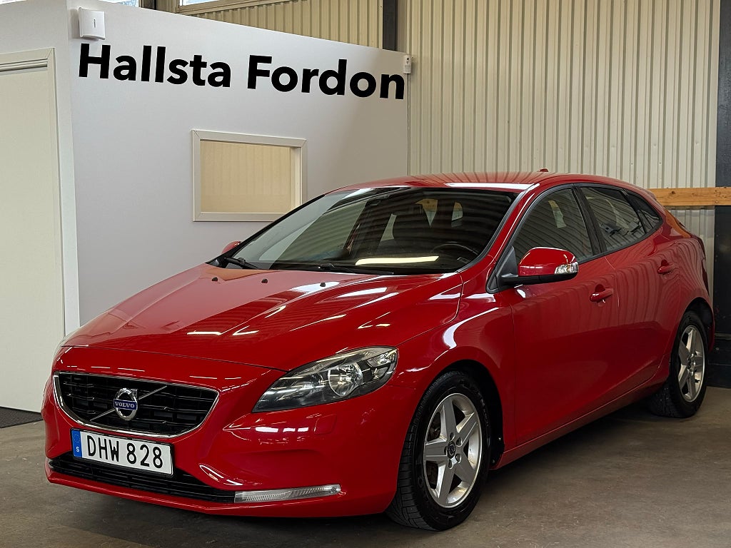 Volvo V40 D2 Kinetic P-Värmare P-Sensorer Kamrem bytt