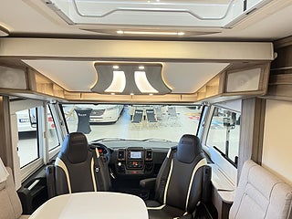 Husbil-integrerad Kabe TM I 760 LGB 14 av 31