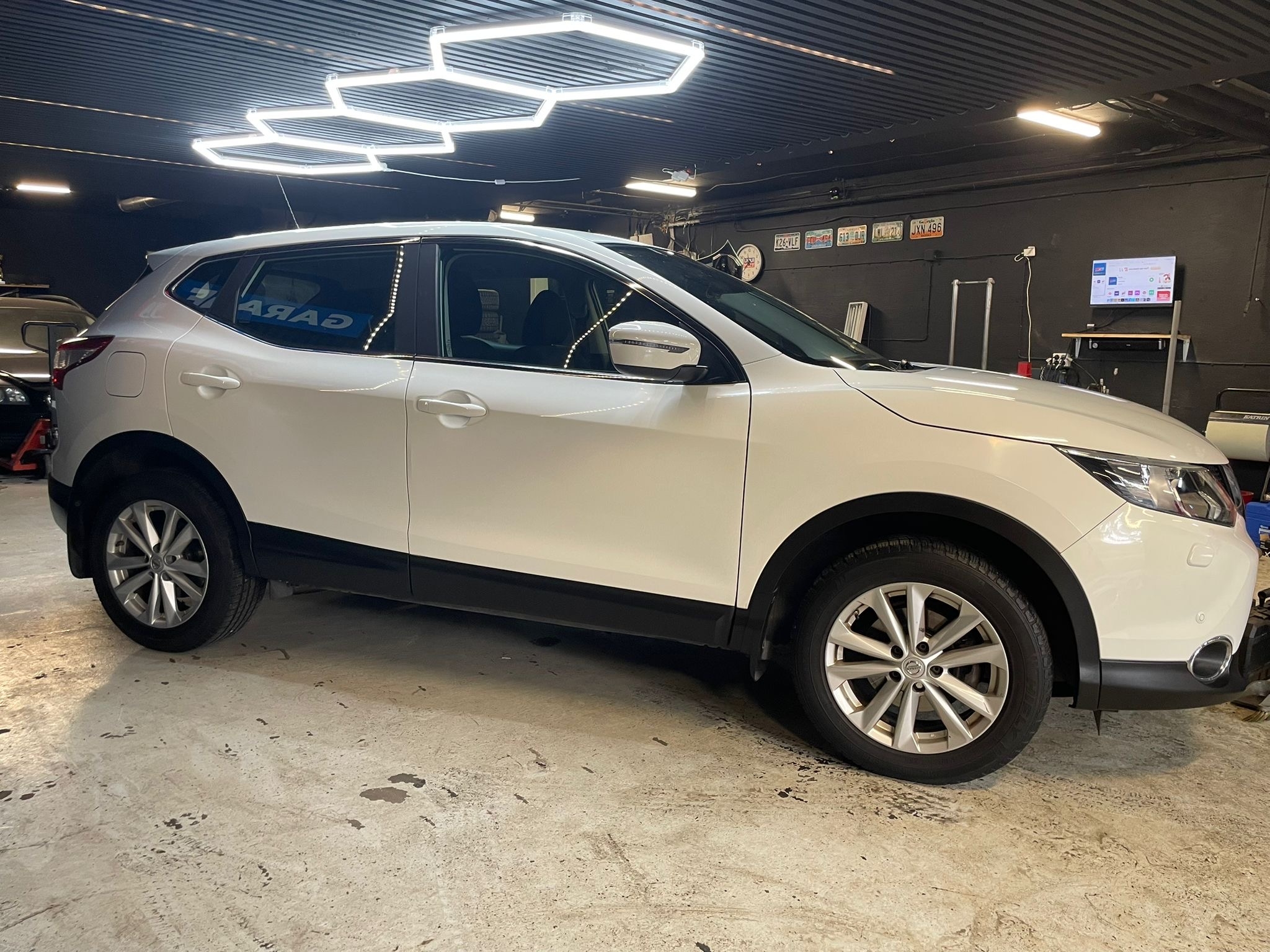 Nissan Qashqai 1.2 DIG-T Euro 6 2016, bild 7/40