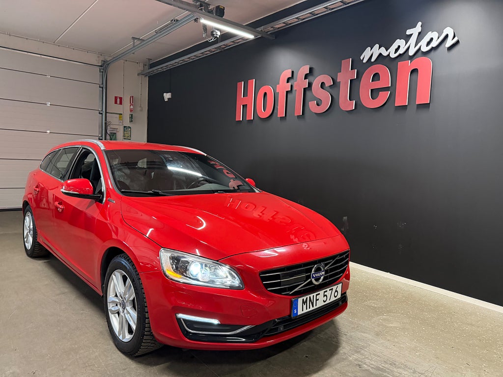 Volvo V60 D6 Plug-in Hybrid AWD Geartronic Summum 