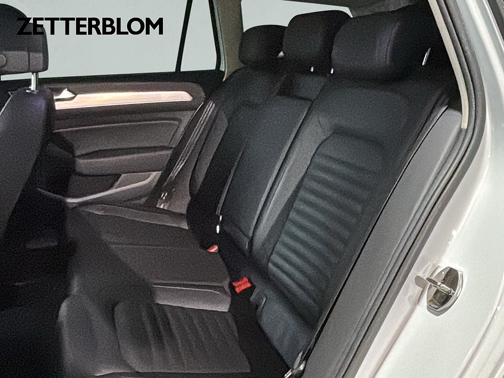 Kombi Volkswagen Passat 9 av 15