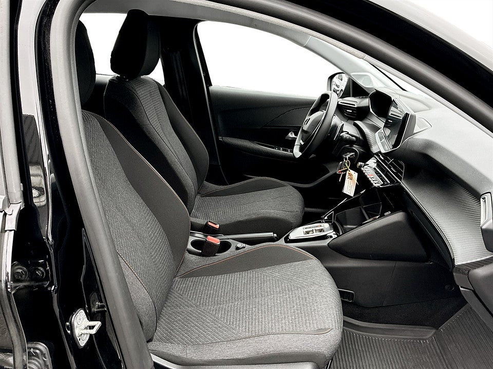 Bild på Peugeot 208 Style Hybrid 100hk Aut CARPLAY BACKSENSORER