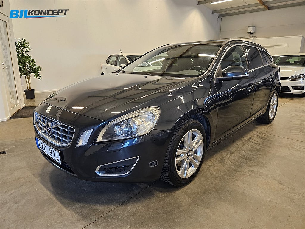 Volvo V60 T4F Powershift 180hk Momentum