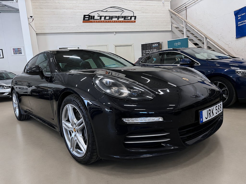 Porsche Panamera 4 PDK Edition 310 hk P-Värmare / Bose / Sport Chrono