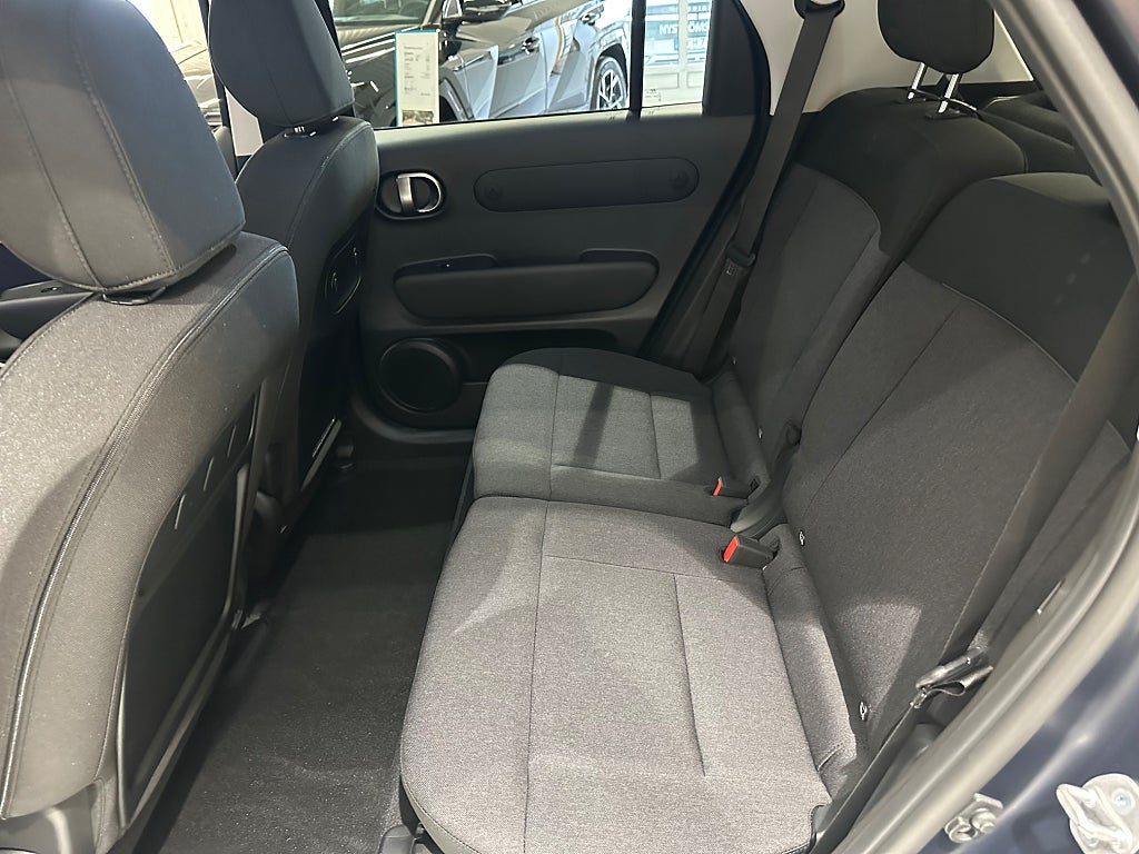 Hyundai IONIQ INSTER Essential 42 kWh thumbnail