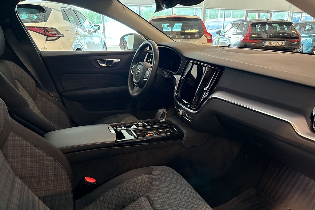 Volvo V60 Recharge T6 AWD AUT Drag V-hjul Kamera Google Värmare miniatyr 13