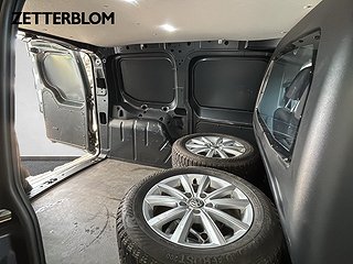 Transportbil - Skåp Volkswagen Caddy 9 av 13