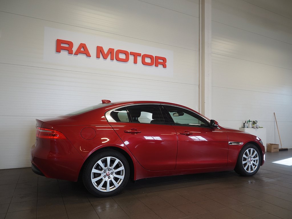 Jaguar XE 20d 180hk Automat | Dieselvärmare | 2018
