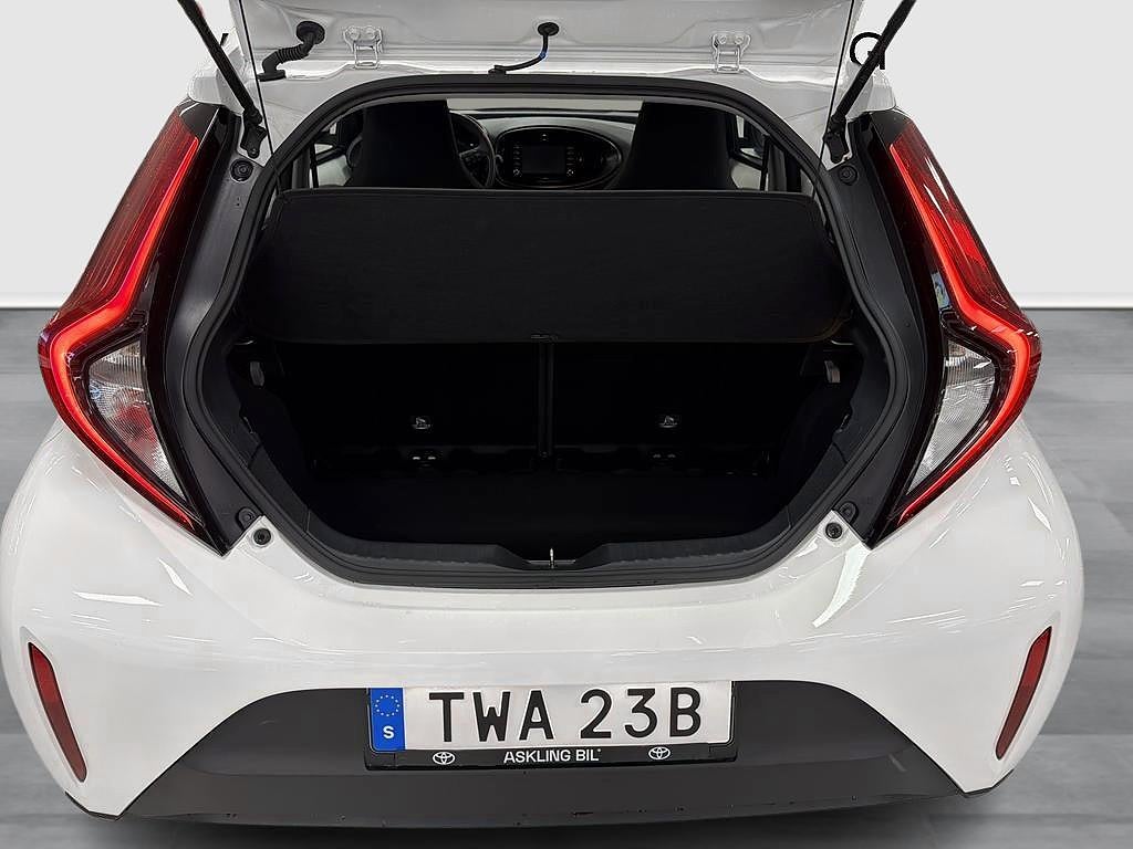 Toyota Aygo 2023 - miniatyr 10
