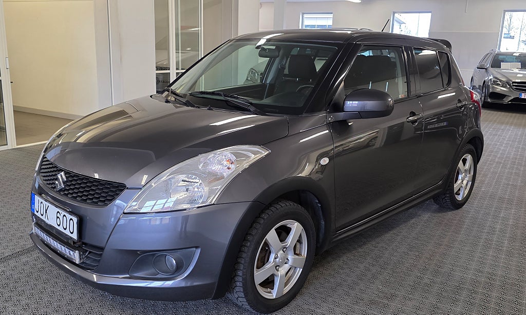 Suzuki Swift 5-dörrar 1.2 DOHC 16V VVT 4x4 Euro 5 Drag Motor+kupev
