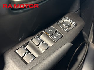 SUV Lexus NX 22 av 27