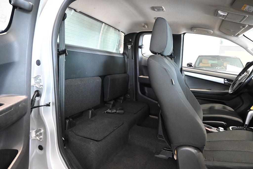 Isuzu D-Max 2019 - miniatyr 11