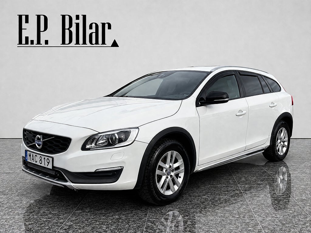 Volvo V60 Cross Country D4 Geartronic Momentum Euro 6/GPS/Adaptiv/Värmare/Drag