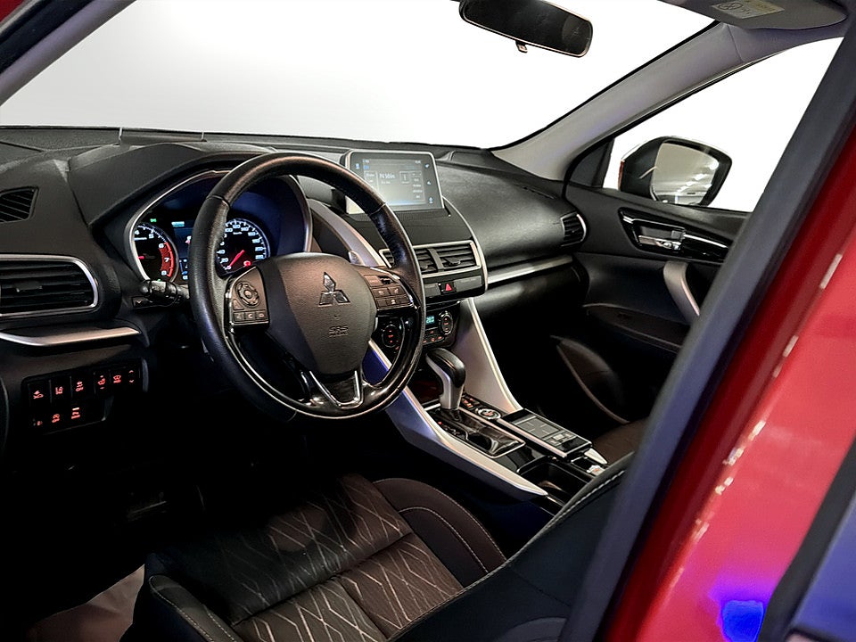 Bild på Mitsubishi Eclipse Cross Komfort 1.5T 163hk Aut 4WD B-KAMERA RATTVÄRME
