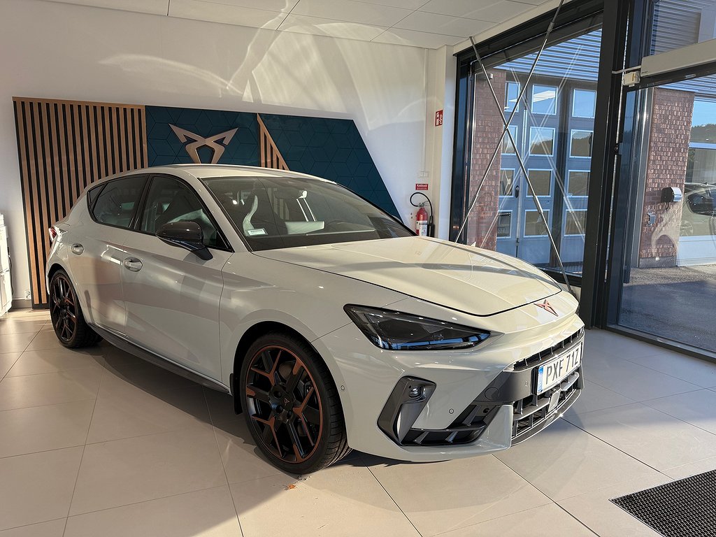 Cupra Leon Cupra Leon VZ 1.5 272hk e-HYBRID DSG6 | FACELIFT