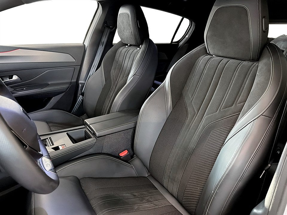 Bild på Peugeot 308 5D GT 1.2 PT 130hk Aut - B-KAMERA,CARPLAY,ELSTOL