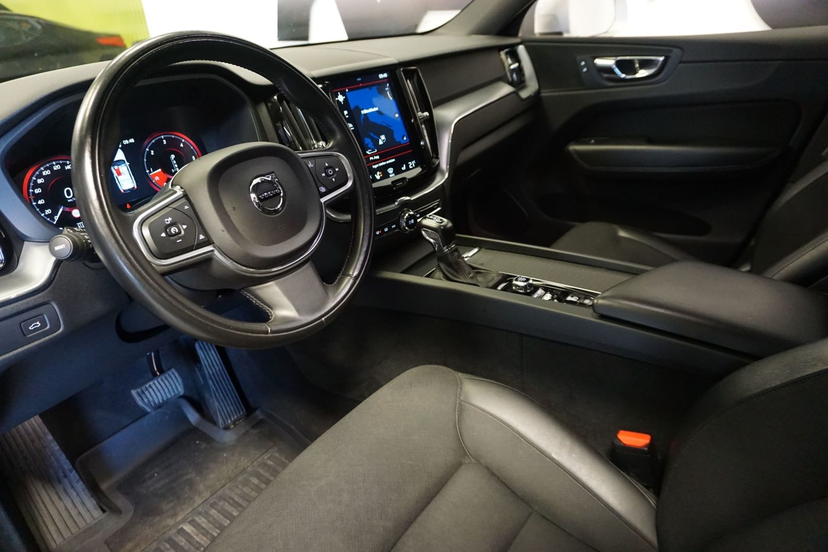 Volvo XC60 D4, bild 2/18