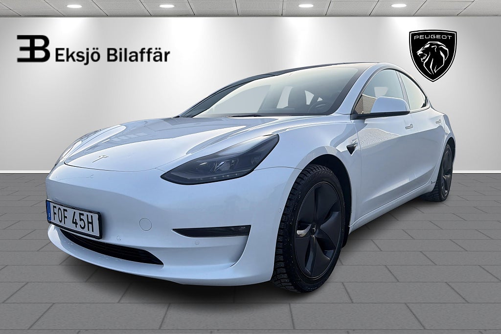 Tesla Model 3 Long Range AWD 440hk Automat Autopilot *Vinterdäck*