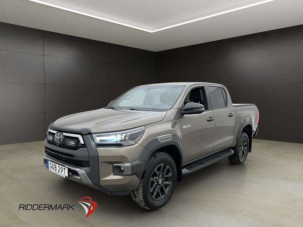 Toyota Hilux Invincible 2.8 4WD Värm JBL Diff Drag 360° Moms