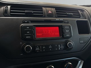 Kia Rio 5-dörrar 1.2 CVVT GLS S&V-hjul/AUX/USB/Låg Mil
