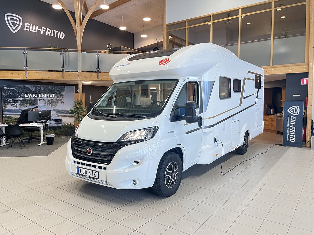 Eura Mobil PRS 720 EB (Aut 160hk+AC+TRUMA+Ugn+Taksäng+Solcell)