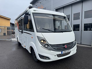 Husbil-integrerad Bürstner Aviano 690 Luftfjädring! Långbädd! Endast 6,99m! 17 av 20