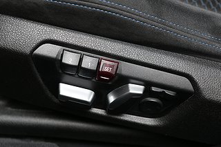 Sedan BMW 330 10 av 28