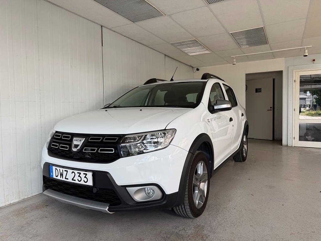 Dacia Sandero Stepway 0.9 TCe Easy-R Euro 6 M-Värmare