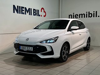 MG 3 Hybrid+ Luxury Metallic 360° GPS Pvärm S/V-hjul MOMS