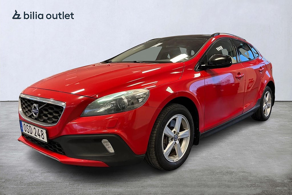 Volvo V40 Cross Country T4 AWD Summum 180hk / Pano Värmare Kamrem bytt