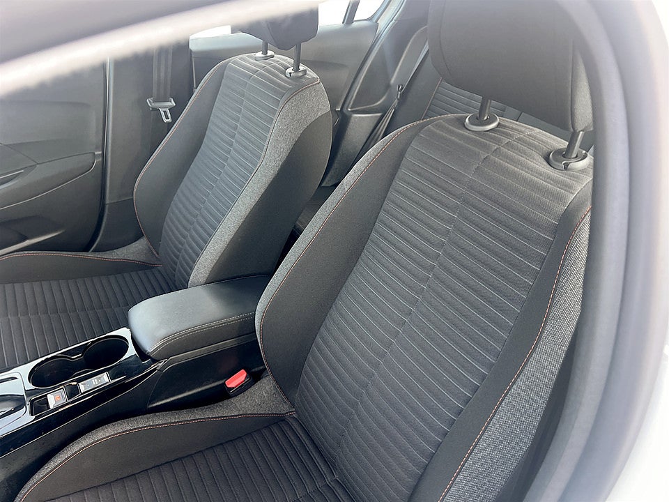 Bild på Peugeot E-208 Active 50kWh 136hk Aut BACKSENSORER KEYLESS